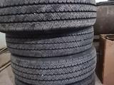 Шины Bridgestone 215/70R17.5 на Toyota Coaster за 120 000 тг. в Атырау