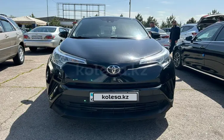 Toyota C-HR 2018 года за 10 500 000 тг. в Алматы