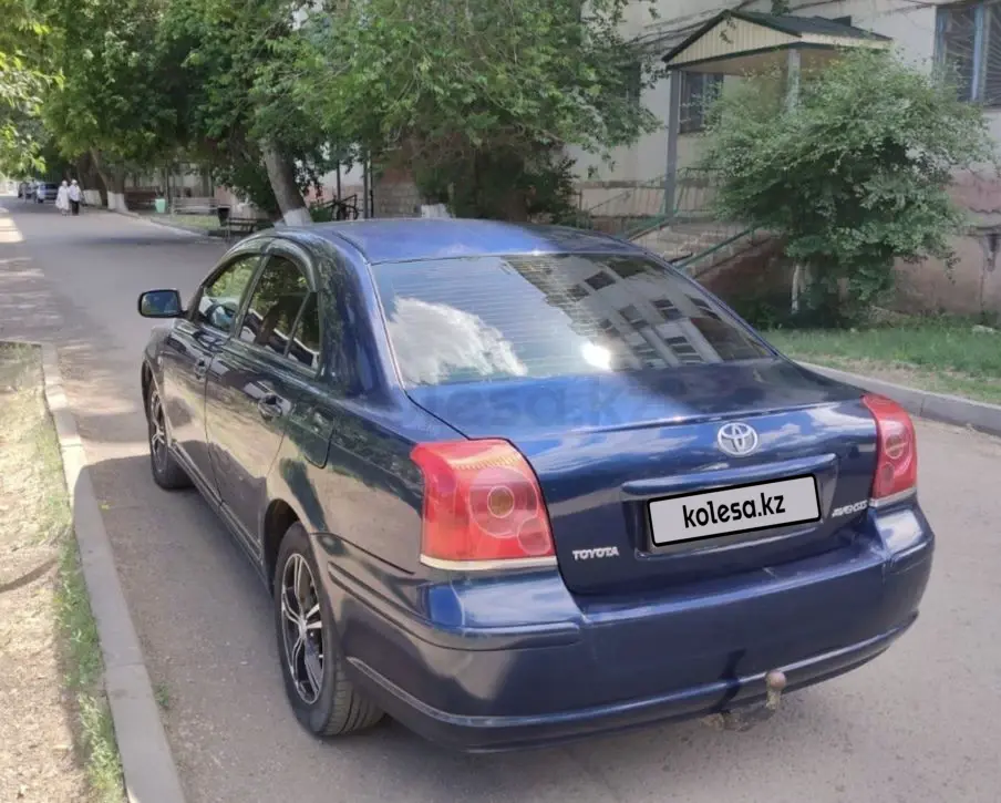 Toyota Avensis, 2005