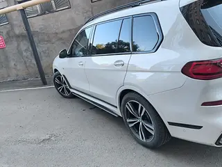 BMW X7, 2020