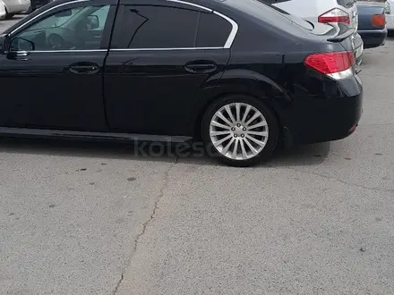 Subaru Legacy 2010 года за 7 000 000 тг. в Алматы – фото 3