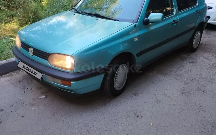 Volkswagen Golf 1993 годаүшін1 500 000 тг. в Алматы