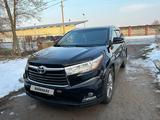 Toyota Highlander 2015 года за 17 000 000 тг. в Алматы