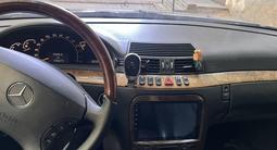 Mercedes-Benz S 320 1999 года за 4 400 000 тг. в Караганда – фото 5