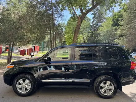 Toyota Land Cruiser 2013 года за 22 800 000 тг. в Алматы – фото 12