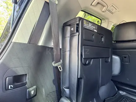Toyota Land Cruiser 2013 года за 22 800 000 тг. в Алматы – фото 37