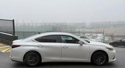 Lexus ES 350 2019 года за 23 500 000 тг. в Шымкент – фото 4
