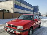 Volkswagen Golf 1993 года за 1 850 000 тг. в Алматы