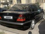 Mercedes-Benz C 240 1999 года за 2 700 000 тг. в Алматы – фото 3