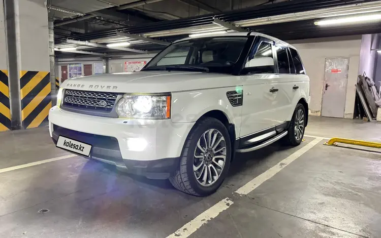 Land Rover Range Rover Sport 2011 годаүшін12 500 000 тг. в Алматы