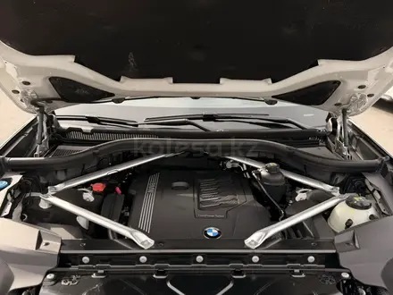 BMW X7 2022 года за 44 000 000 тг. в Астана – фото 14