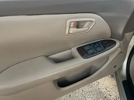 Toyota Camry 2001 года за 4 600 000 тг. в Актобе – фото 13