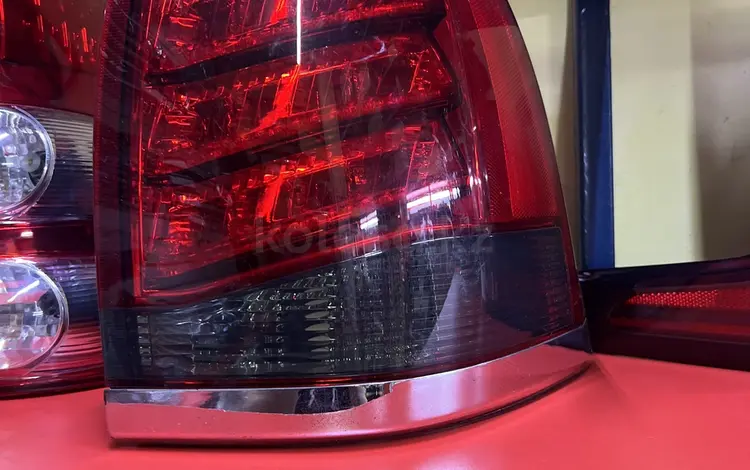 Задний фонарь Lexus 570 за 20 000 тг. в Алматы
