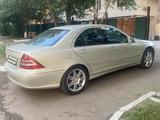 Mercedes-Benz C 230 2006 года за 4 300 000 тг. в Астана – фото 4