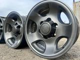 R 16 Toyota original. Графит! Ширина 8j et 0. за 220 000 тг. в Алматы – фото 2