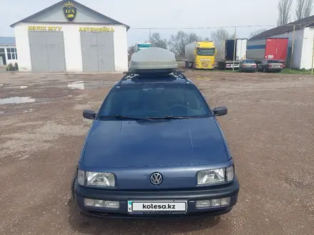 Volkswagen Passat 1993 года за 1 850 000 тг. в Мерке – фото 5