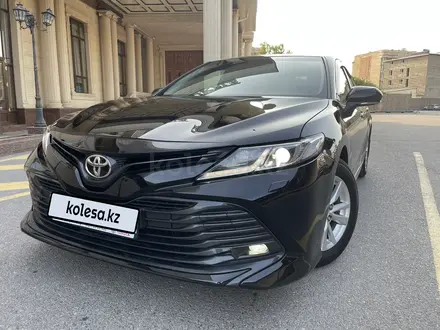 Toyota Camry 2019 года за 12 200 000 тг. в Шымкент