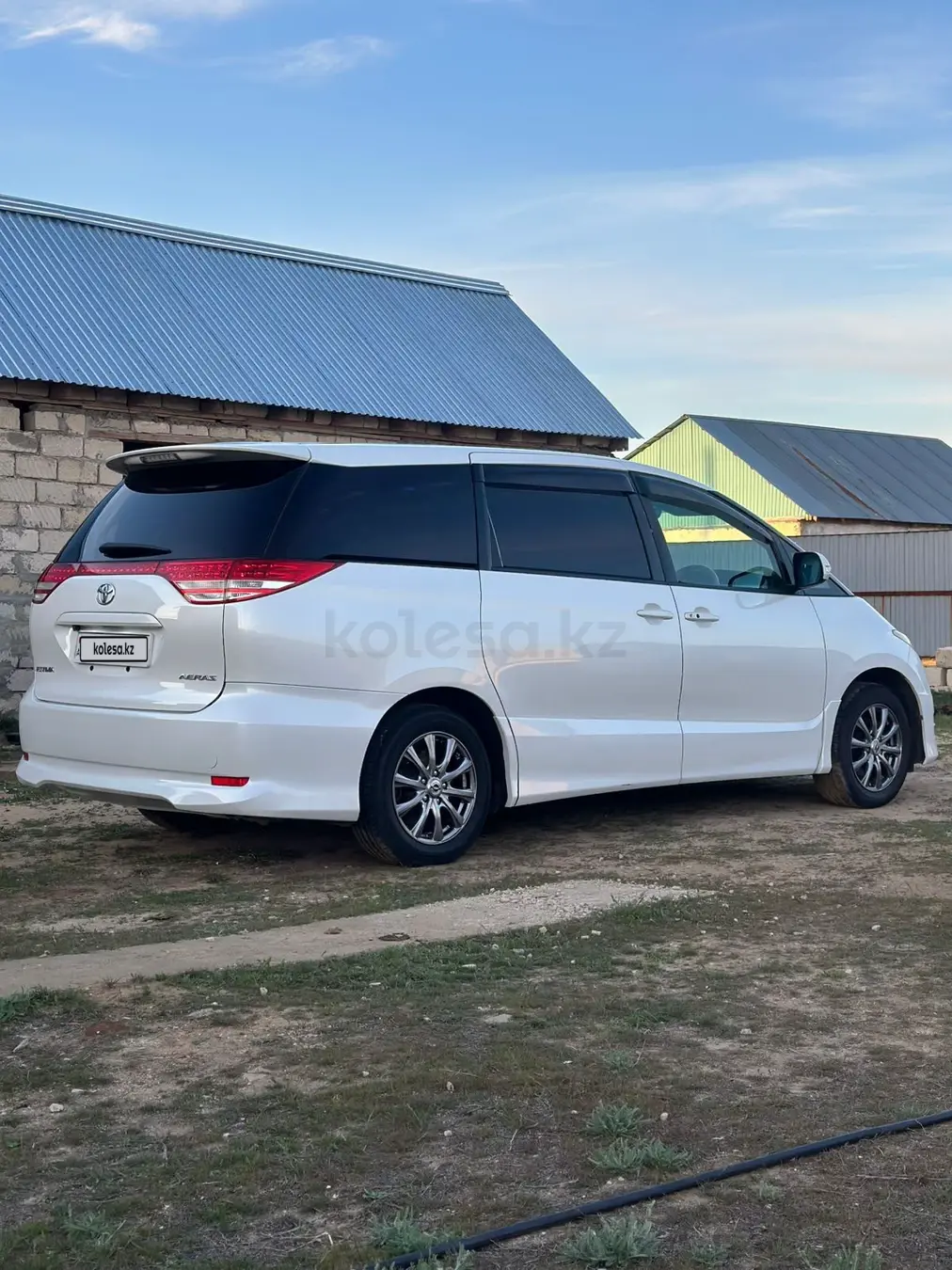 Toyota Estima, 2008
