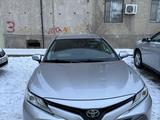 Toyota Camry 2019 года за 9 000 000 тг. в Атырау