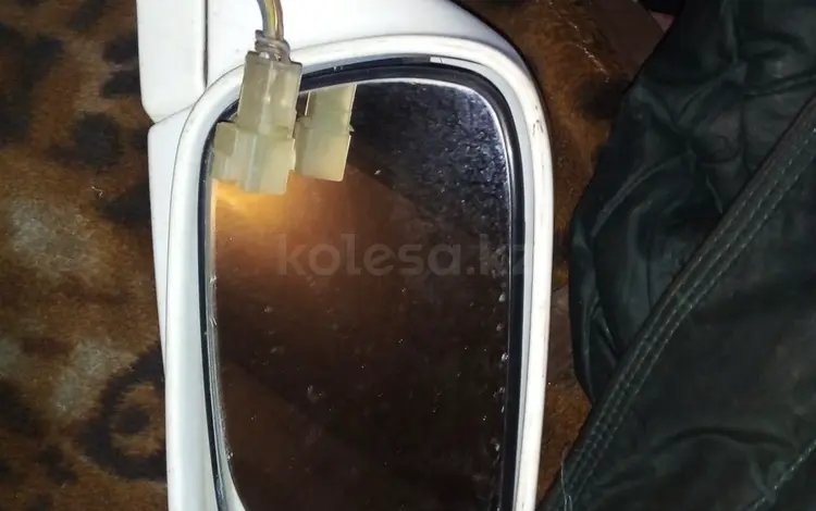 Зеркало правое Импреза за 15 000 тг. в Усть-Каменогорск