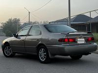 Toyota Camry 2001 годаүшін3 400 000 тг. в Алматы