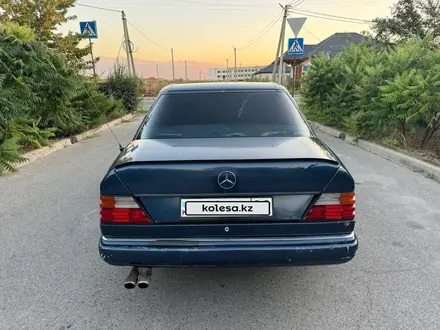 Mercedes-Benz E 230 1992 года за 1 000 000 тг. в Алматы – фото 5