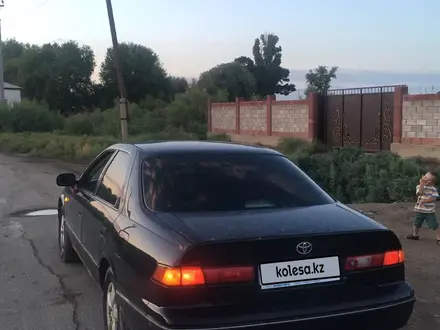 Toyota Camry 2000 года за 3 300 000 тг. в Жалагаш – фото 6