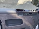 Volkswagen Multivan 2005 года за 7 300 000 тг. в Караганда – фото 2