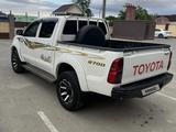 Toyota Hilux 2009 года за 8 700 000 тг. в Жанаозен – фото 4