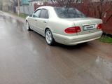 Mercedes-Benz E 230 1998 года за 1 800 000 тг. в Алматы