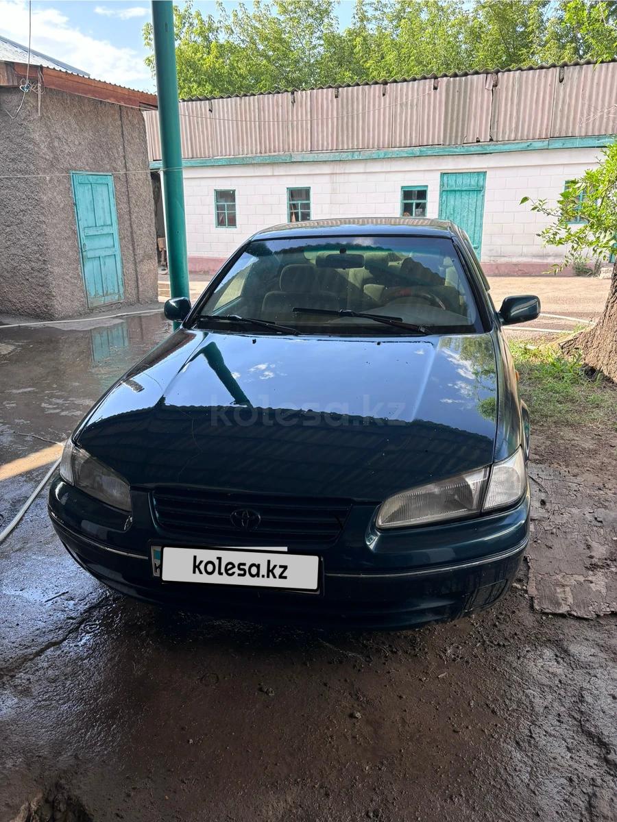 Toyota Camry 1999 г.