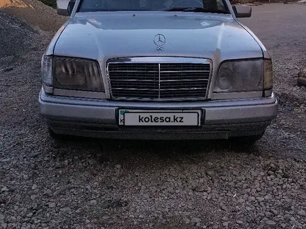 Mercedes-Benz E 220 1993 года за 1 400 000 тг. в Алматы – фото 10