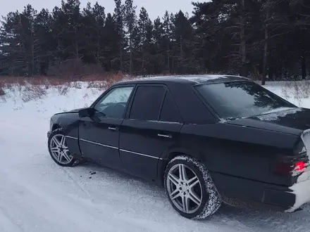 Mercedes-Benz E 260 1991 года за 1 450 000 тг. в Костанай – фото 5