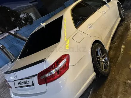 Mercedes-Benz E 200 2011 года за 7 400 000 тг. в Алматы