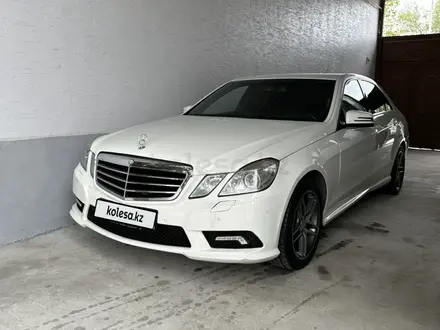 Mercedes-Benz E 200 2011 года за 7 400 000 тг. в Алматы – фото 5