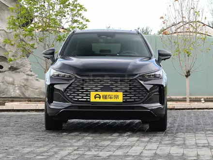 BYD Tang EV 2025 года за 15 730 000 тг. в Алматы – фото 2