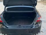 Toyota Camry 2023 годаүшін13 400 000 тг. в Актобе – фото 5