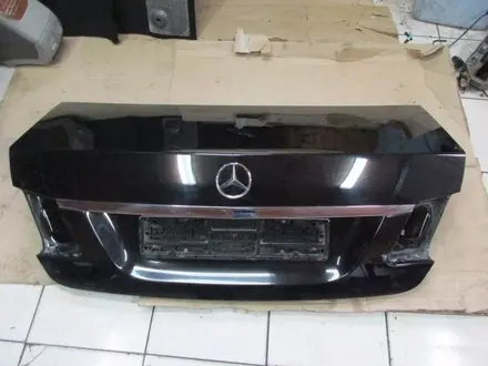 Багажник на Mercedes w212 за 55 555 тг. в Караганда
