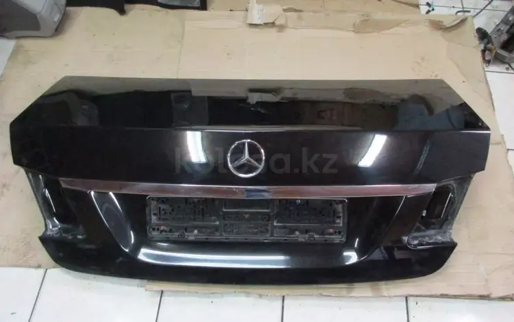 Багажник на Mercedes w212 за 55 555 тг. в Караганда