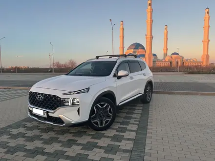 Hyundai Santa Fe 2021 года за 16 000 000 тг. в Астана