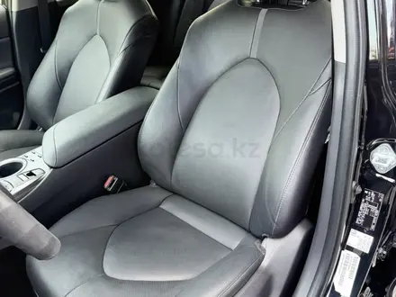 Toyota Camry 2023 года за 17 500 000 тг. в Шымкент – фото 13