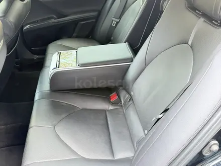 Toyota Camry 2023 года за 17 500 000 тг. в Шымкент – фото 15