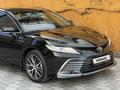 Toyota Camry 2023 года за 17 500 000 тг. в Шымкент – фото 3