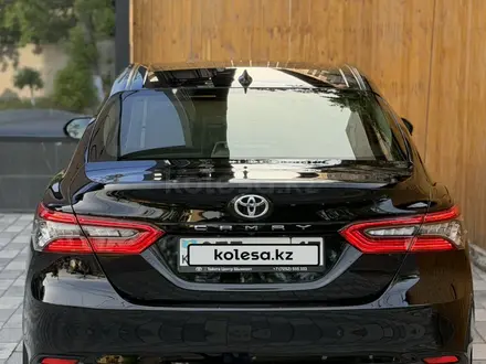 Toyota Camry 2023 года за 17 500 000 тг. в Шымкент – фото 6