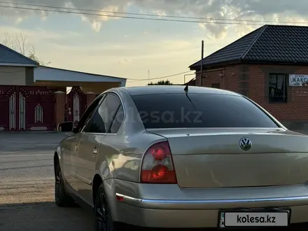 Volkswagen Passat 2002 года за 2 800 000 тг. в Актобе – фото 5