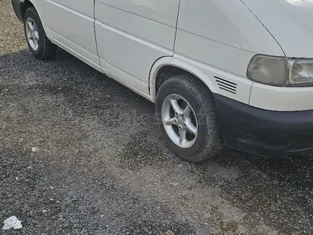 Volkswagen Caravelle 1996 года за 4 500 000 тг. в Алматы – фото 3