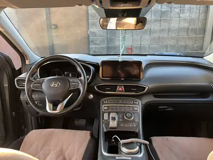 Hyundai Santa Fe 2021 года за 14 300 000 тг. в Алматы – фото 4