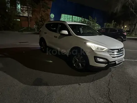 Hyundai Santa Fe 2014 года за 8 500 000 тг. в Алматы – фото 3