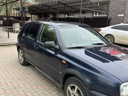 Volkswagen Golf 1993 года за 1 200 000 тг. в Уральск – фото 3