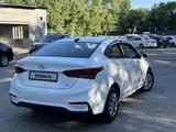 Hyundai Accent 2017 года за 7 600 000 тг. в Алматы – фото 2